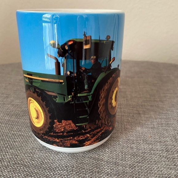 John Deere Mug and Coaster set in original packaging. - Picture 2 of 13